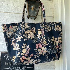 Navy floral large tote